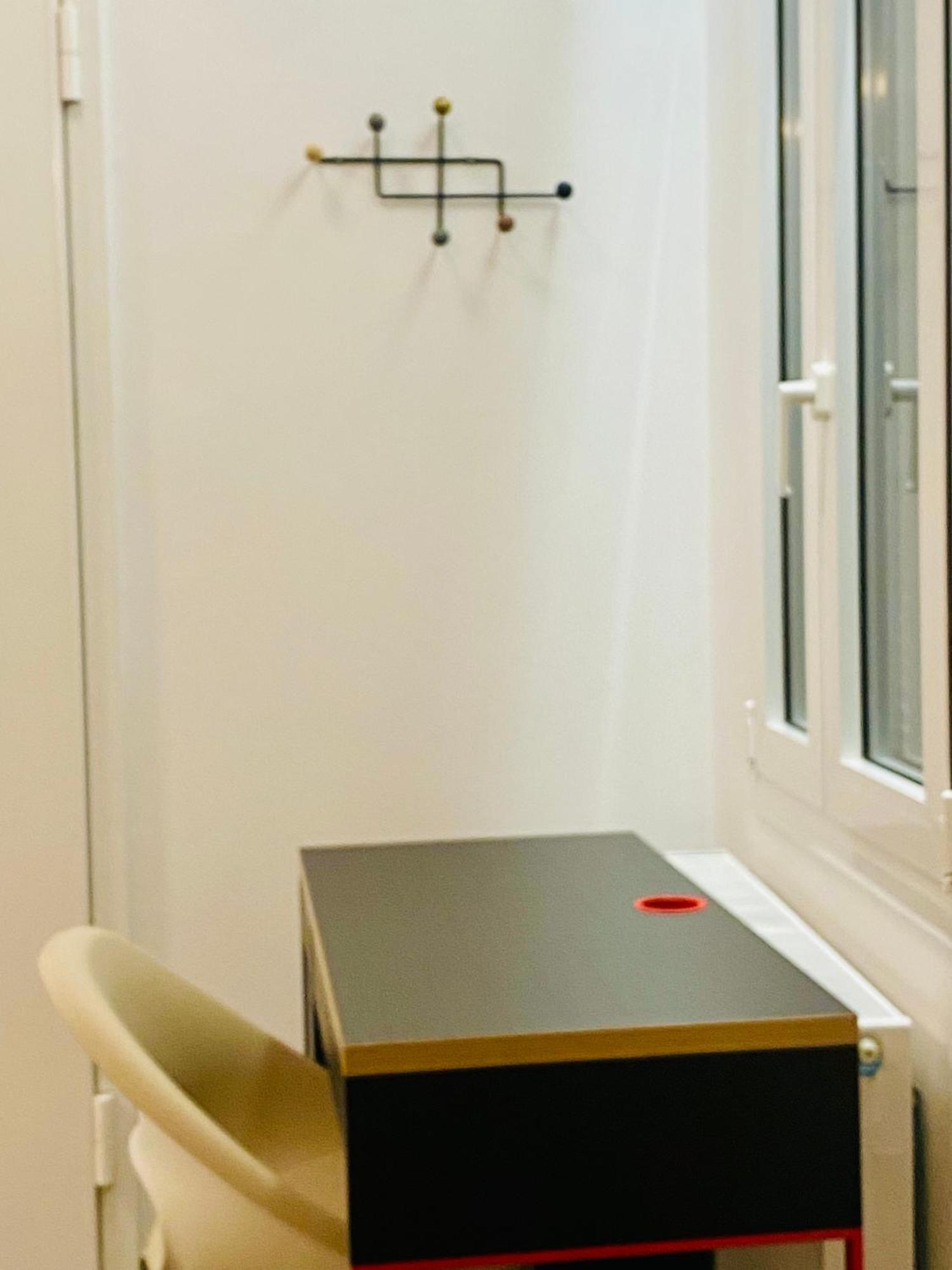 Antinoros Inn, Stylish Apartment,3' To Metro 아테네 외부 사진