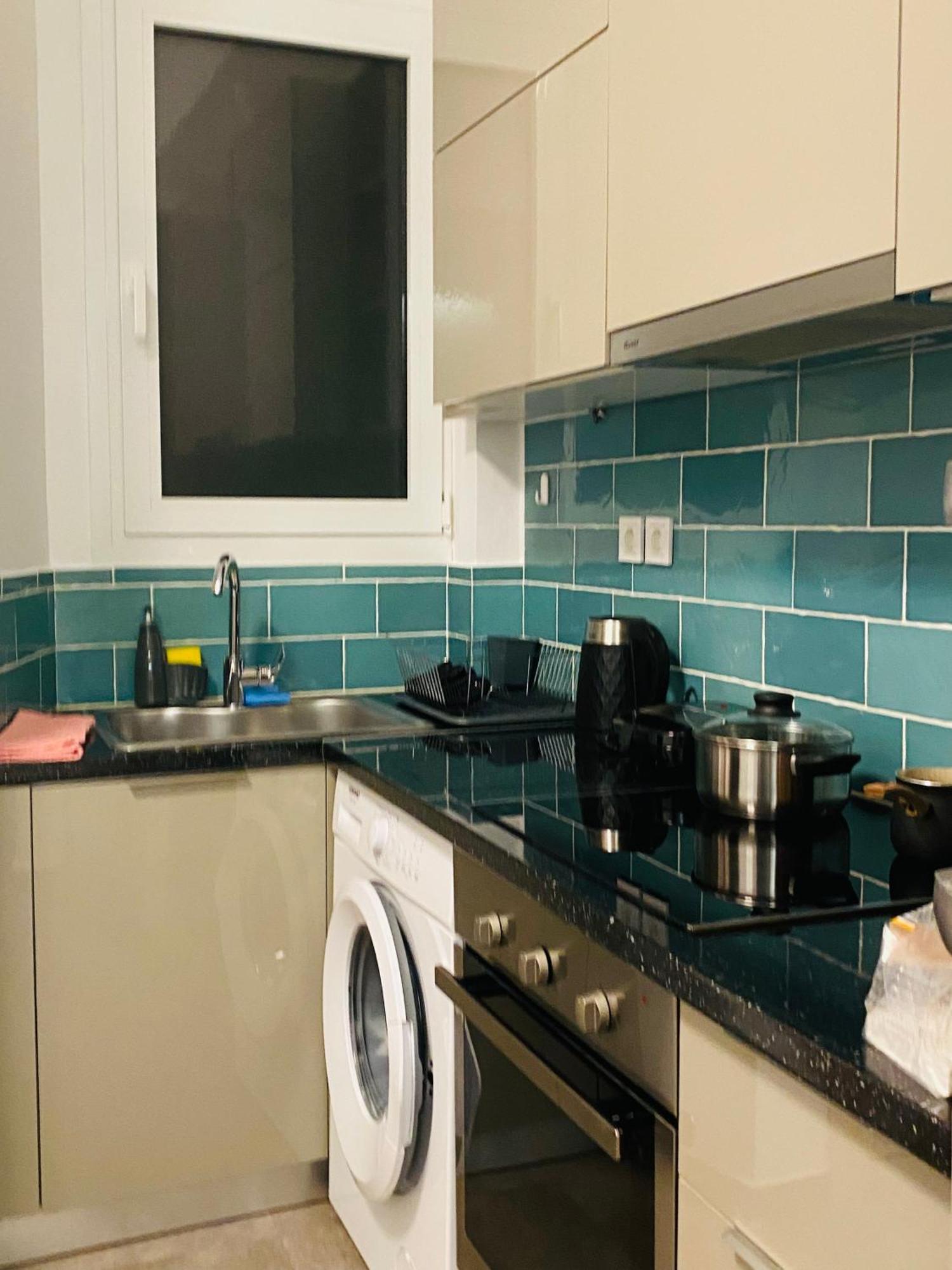 Antinoros Inn, Stylish Apartment,3' To Metro 아테네 외부 사진